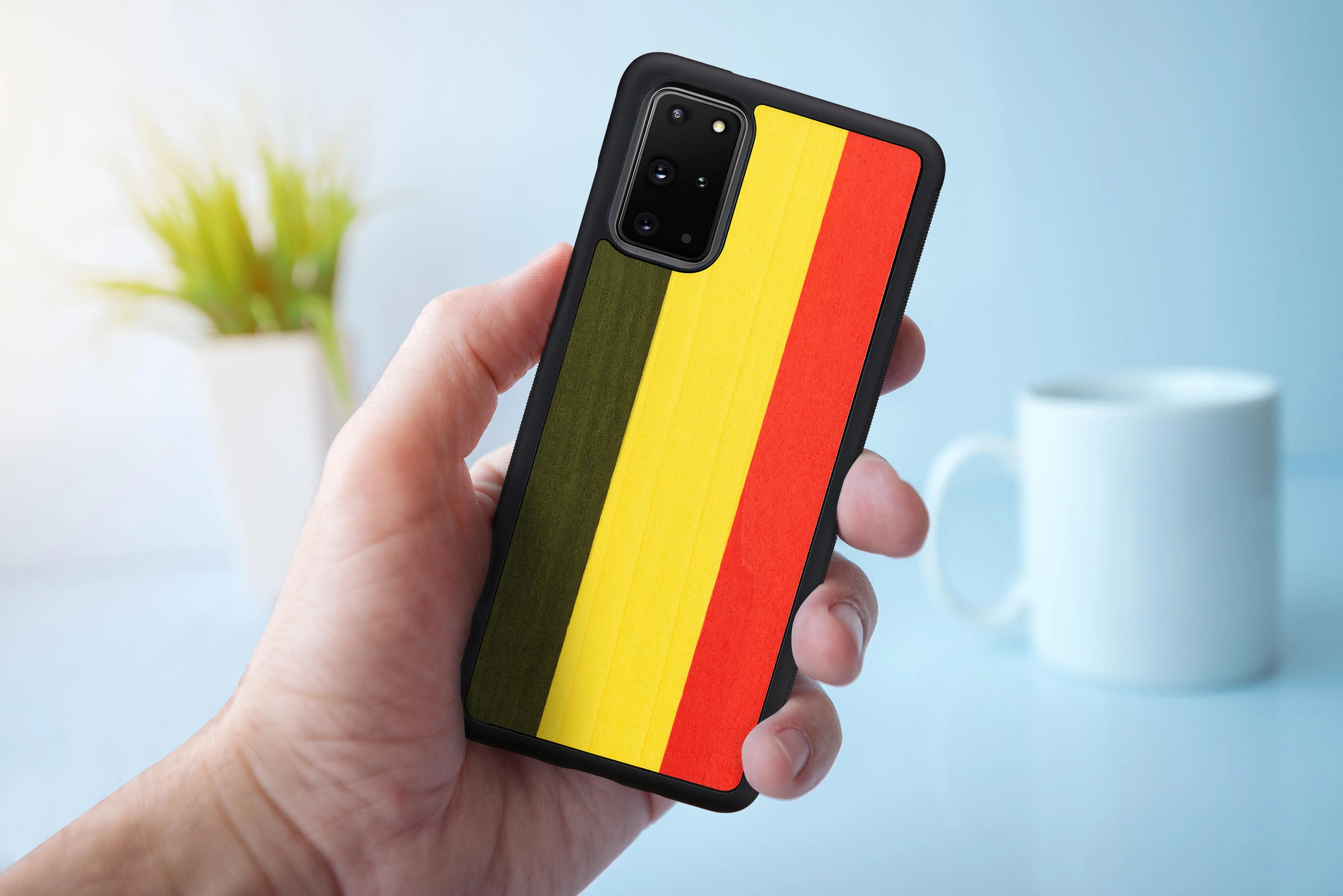 Dėklas MAN&WOOD case for Galaxy S20+ reggae juodas