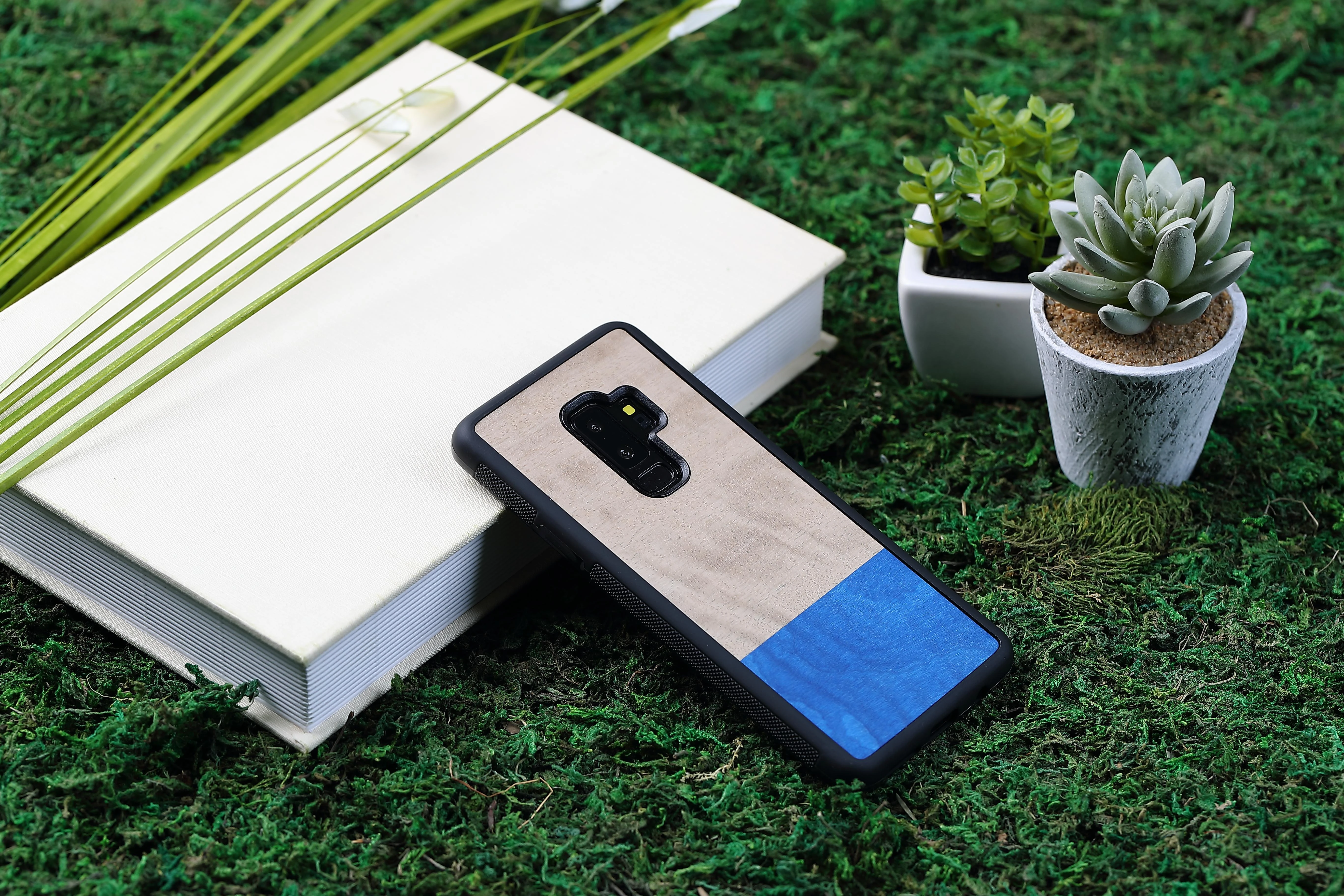 Dėklas MAN&WOOD SmartPhone case Galaxy S9 Plus dove juodas