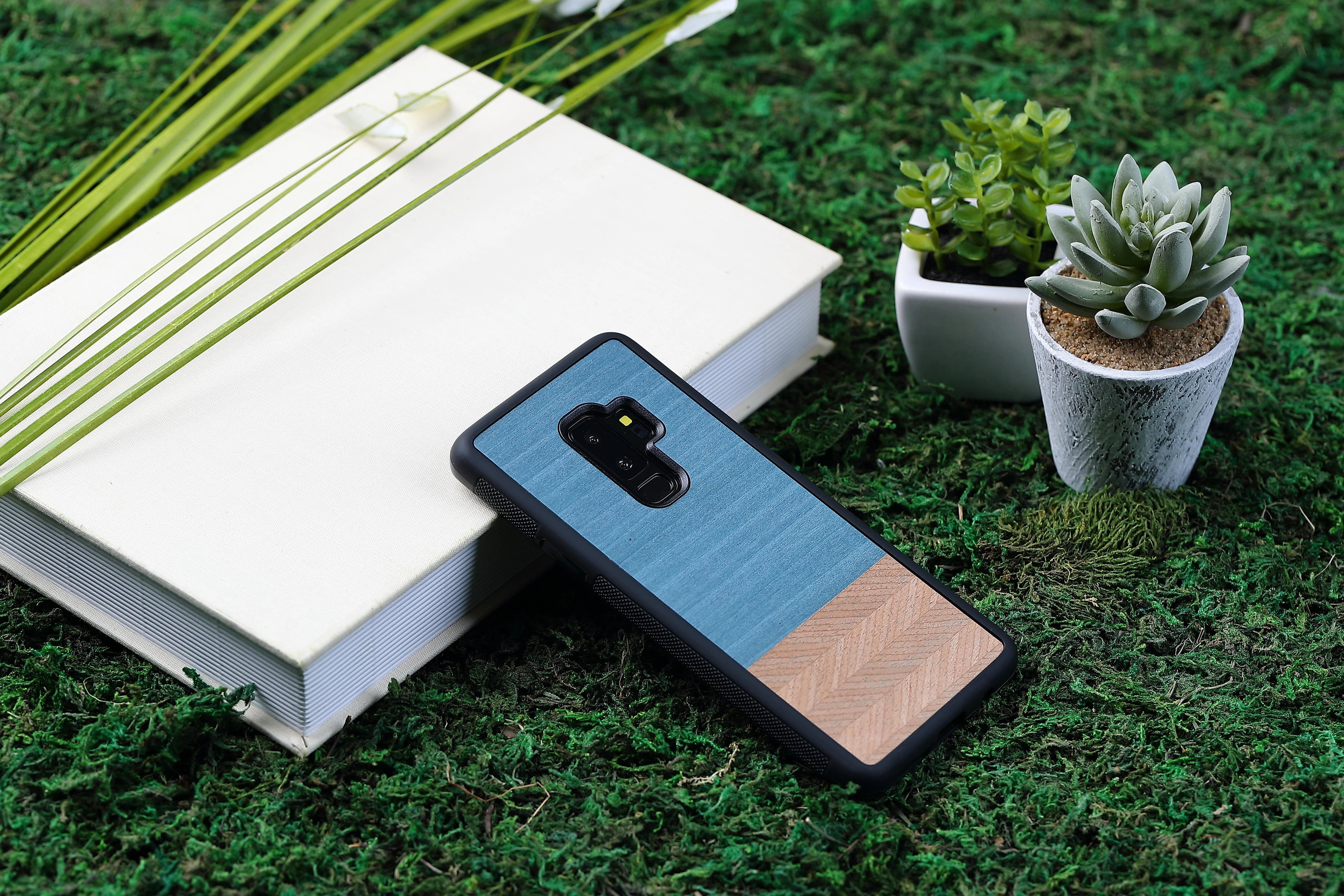 Dėklas MAN&WOOD SmartPhone case Galaxy S9 Plus denim juodas