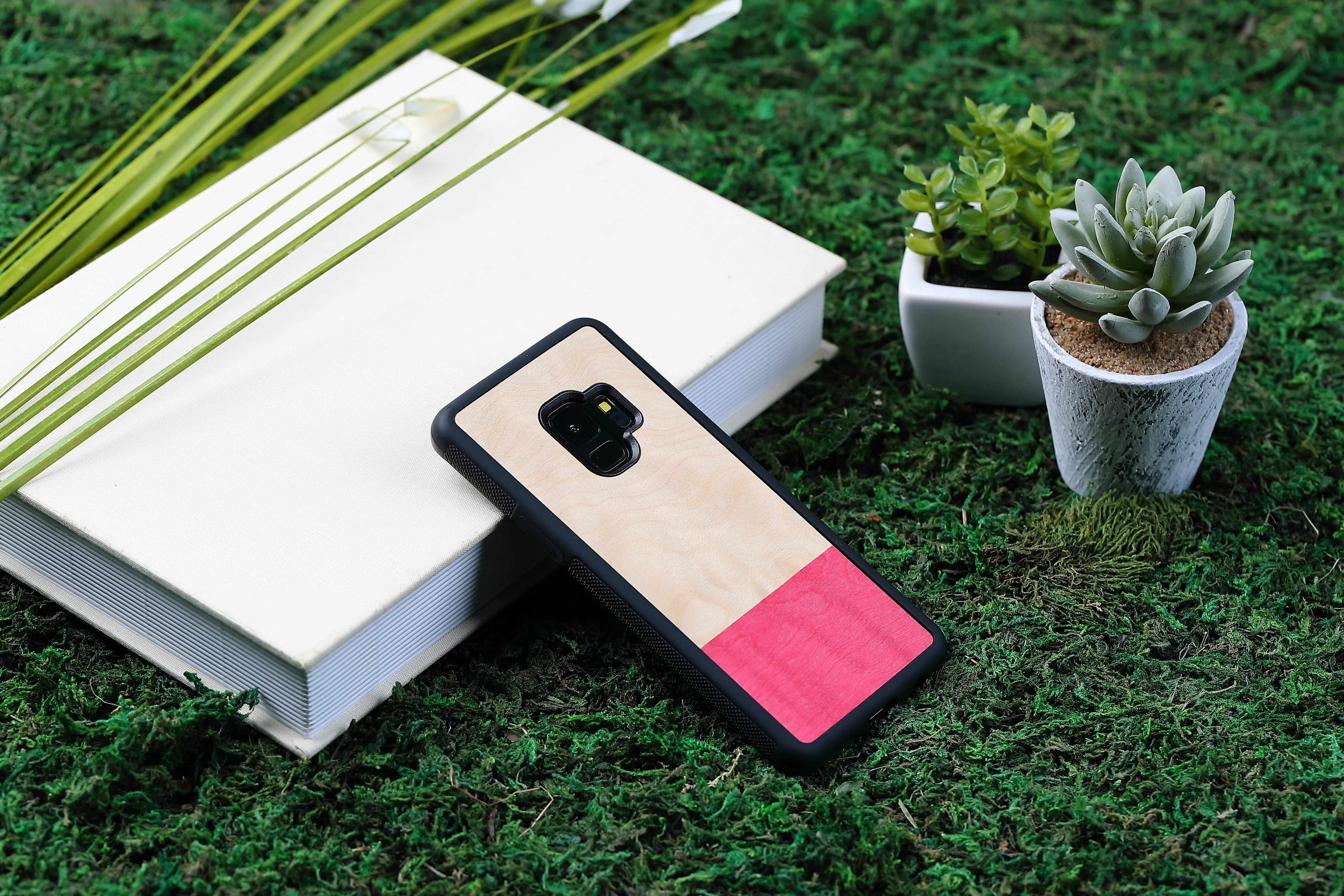 MAN&WOOD išmaniojo telefono dėklas „Galaxy S9 miss match“ juodas