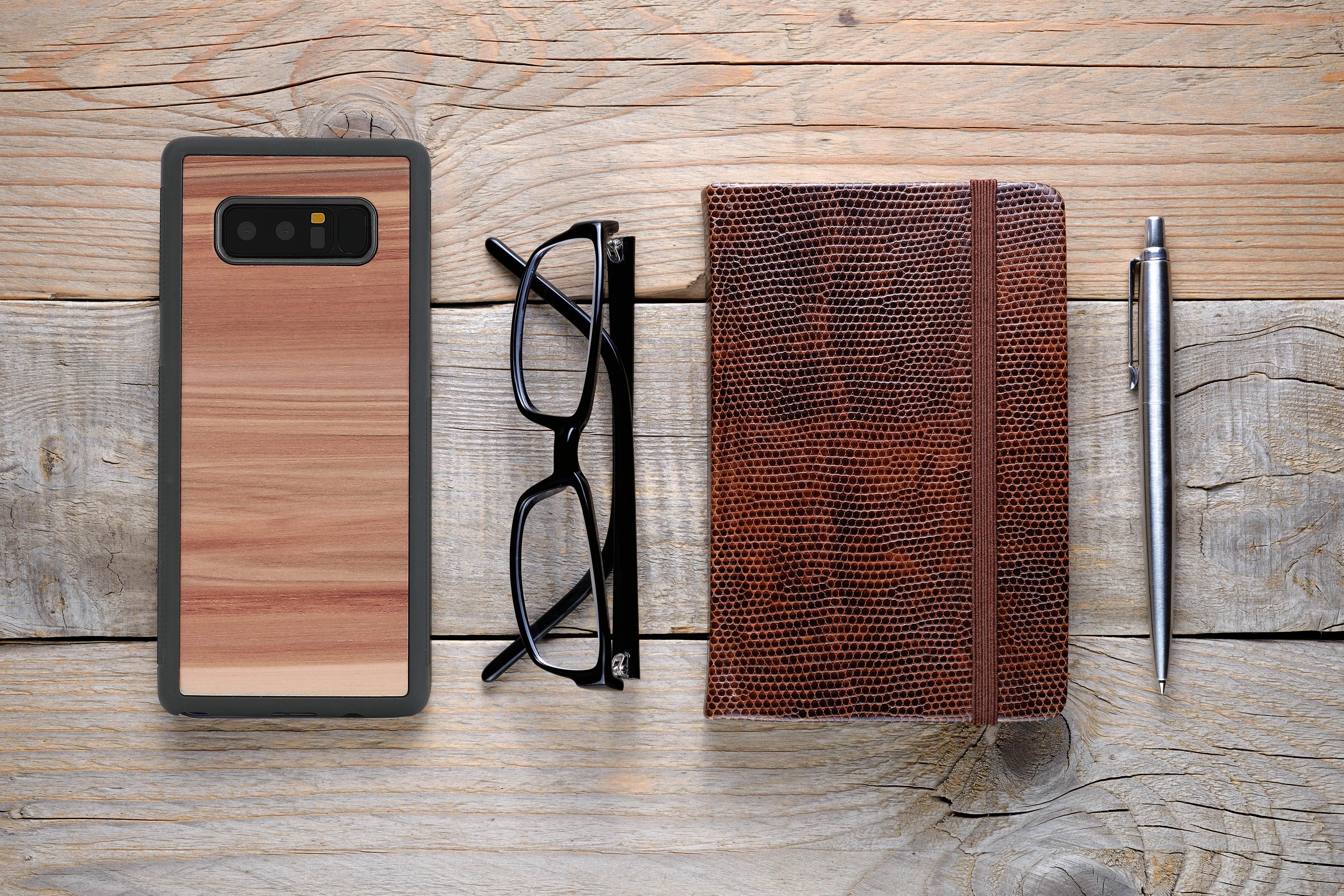 Dėklas MAN&WOOD SmartPhone case Galaxy Note 8 cappuccino juodas