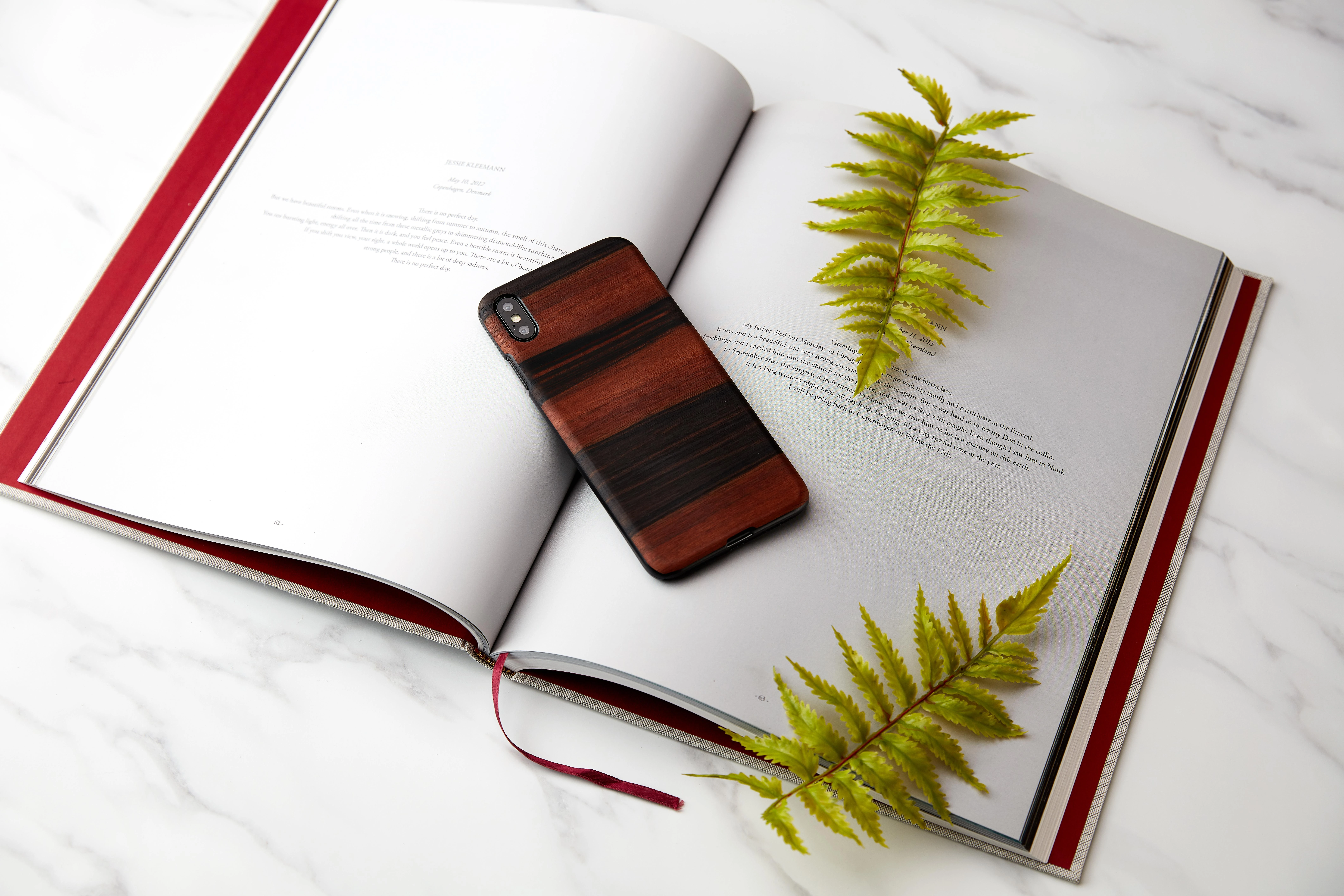 MAN&WOOD telefono dėklas iPhone XS Max, juodas