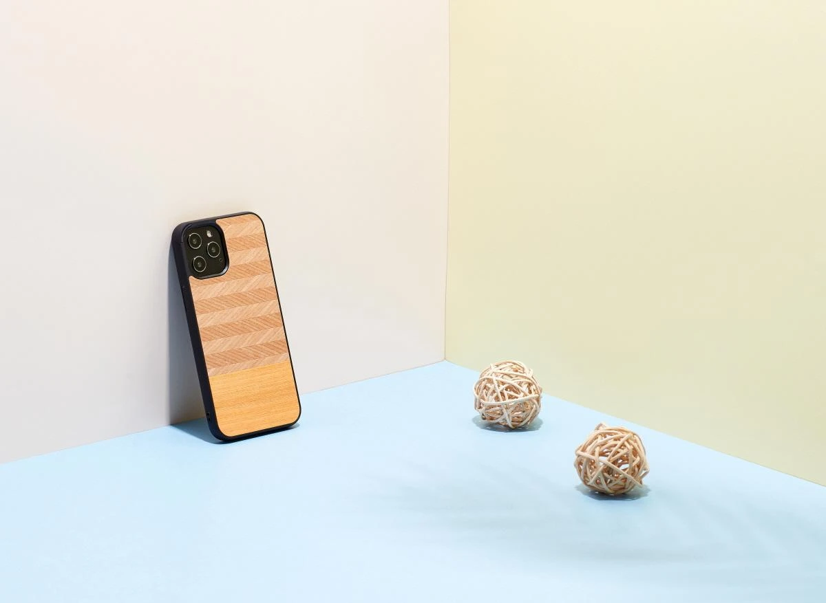 Dėklas MAN&WOOD case for iPhone 12/12 Pro herringbone arancia juodas