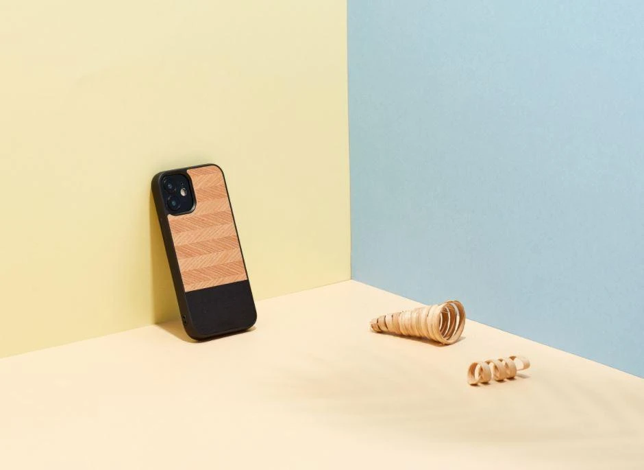Dėklas MAN&WOOD case for iPhone 12 mini herringbone nero juodas