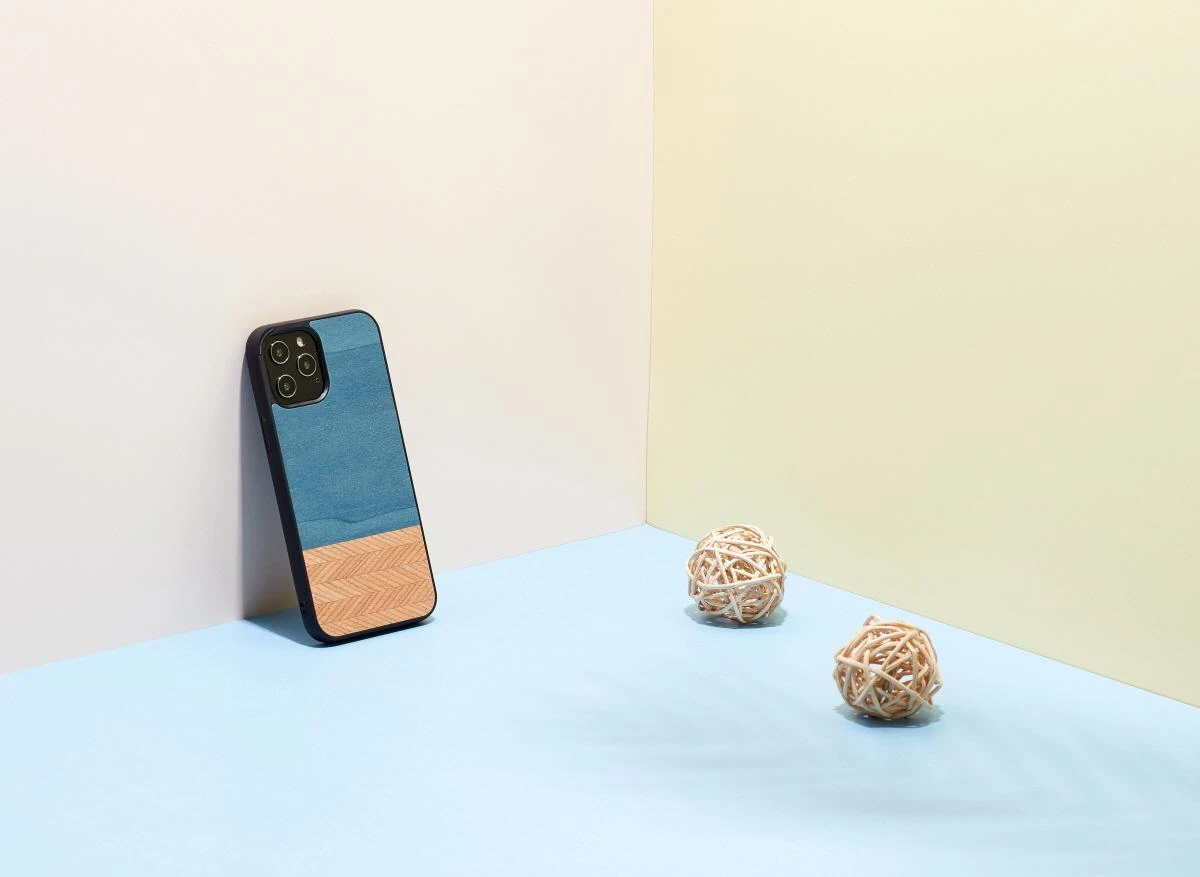 MAN&WOOD dėklas skirtas Apple iPhone 12 Pro Max denim juodos spalvos