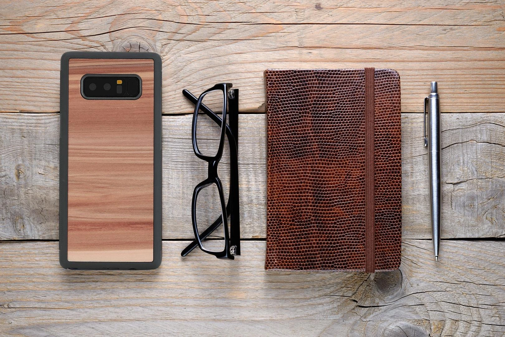 Dėklas MAN&WOOD SmartPhone case Galaxy Note 8 cappuccino juodas