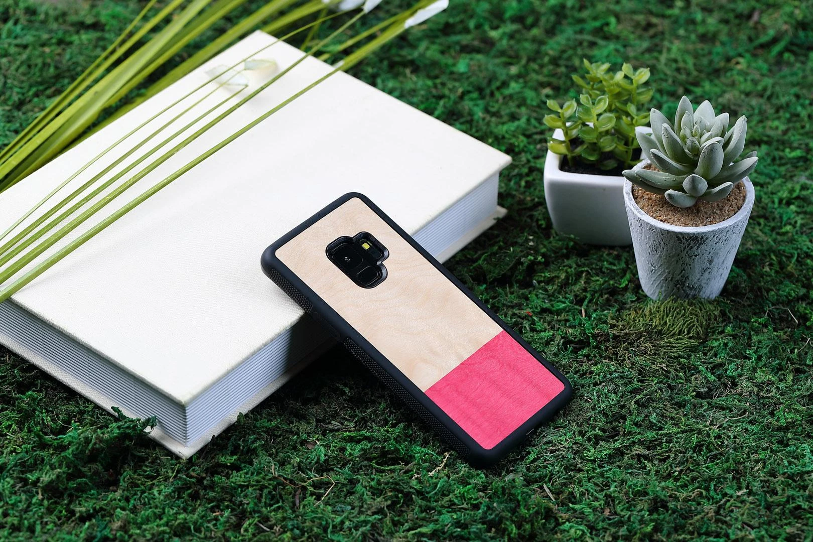 MAN&WOOD išmaniojo telefono dėklas „Galaxy S9 miss match“ juodas