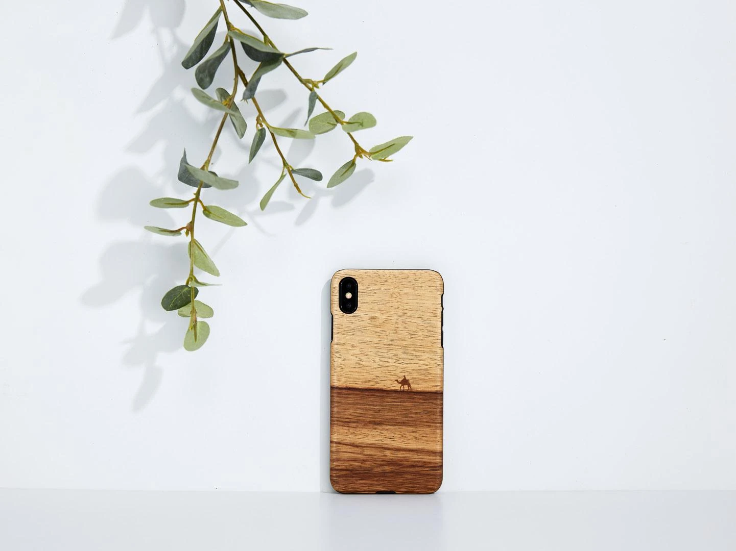 MAN&WOOD telefono dėklas iPhone XS Max, juodas