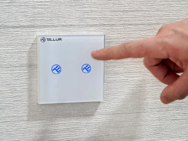 „Tellur“ išmanusis WiFi jungiklis, SS2N, 2 prievadai, 1800 W, Baltas