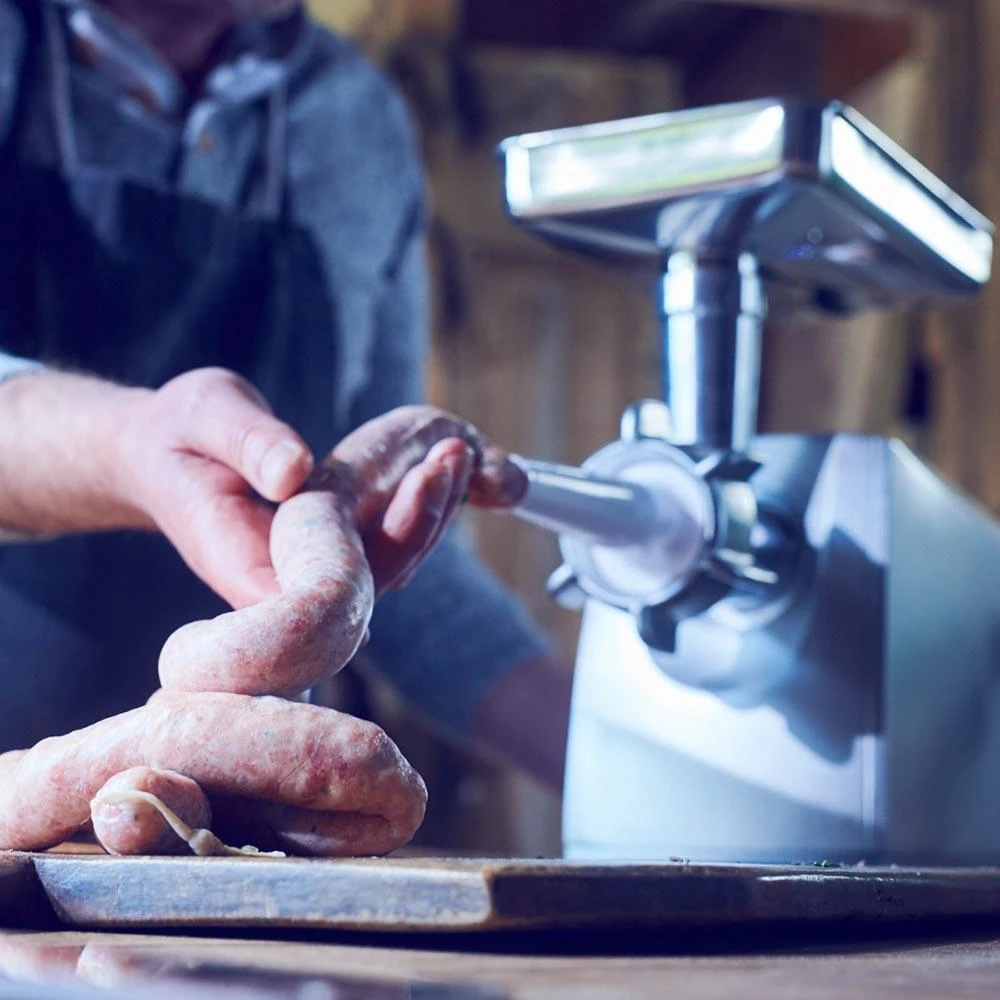 Mėsmalė Mėsos malimo mašina Gastroback Design Mincer Pro M 41408 Sidabrinis, Greičių skaičius 2, 3 malimo diskai (3 mm / 4,8 mm / 8 mm), Kebbe priedas rytietiškai virtuvei, dešrų įdaro ir sausainių tvirtinimas