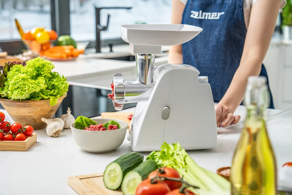 Mėsmalė - Zelmer ZMM5801P 2200 W Baltas