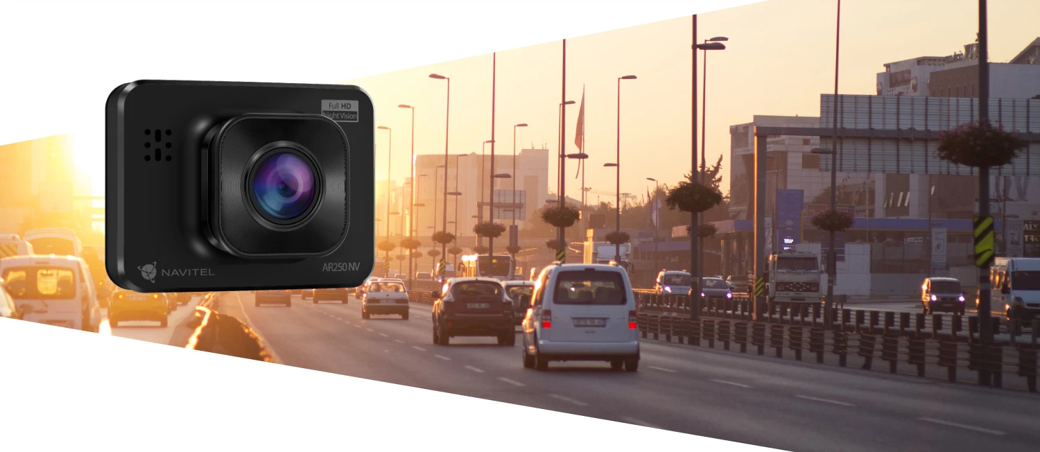 Navitel | Automobilinis vaizdo registratorius | AR250 NV | 24 mėn. | Ne | Garso įrašymo įrenginys | Judesio aptikimo technologija | Mikro USB