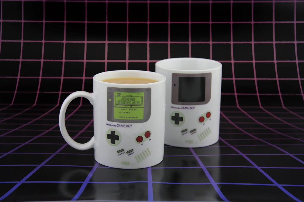 „Paladone Nintendo Game Boy“ šilumą keičiantis puodelis