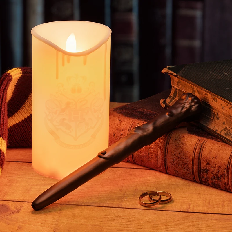 Paladone Harry Potter Candle lempa su pulteliu