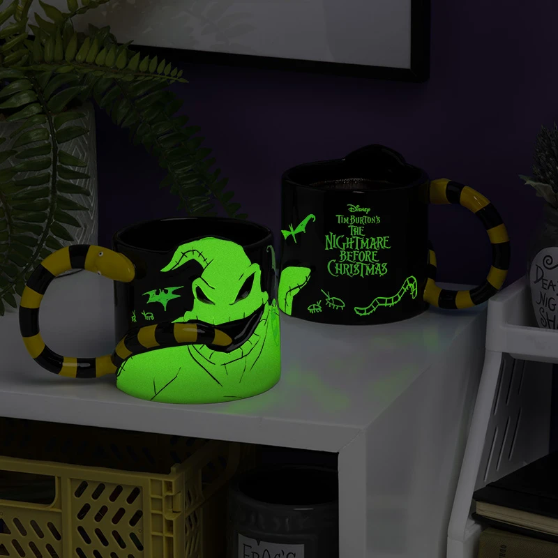 Paladone Oogie Boogie formos GITD puodelis