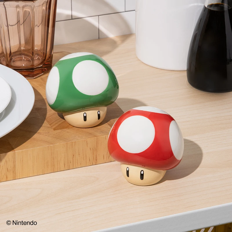 Paladone SUPER MARIO – Mushrooms – Druskos ir pipirų indelių rinkinys