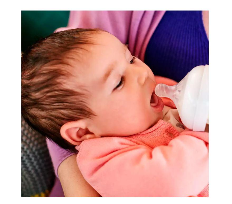 SKAITYKITE APRAŠYMĄ! „Philips Avent Newborn“ startinis rinkinys SCD301/01