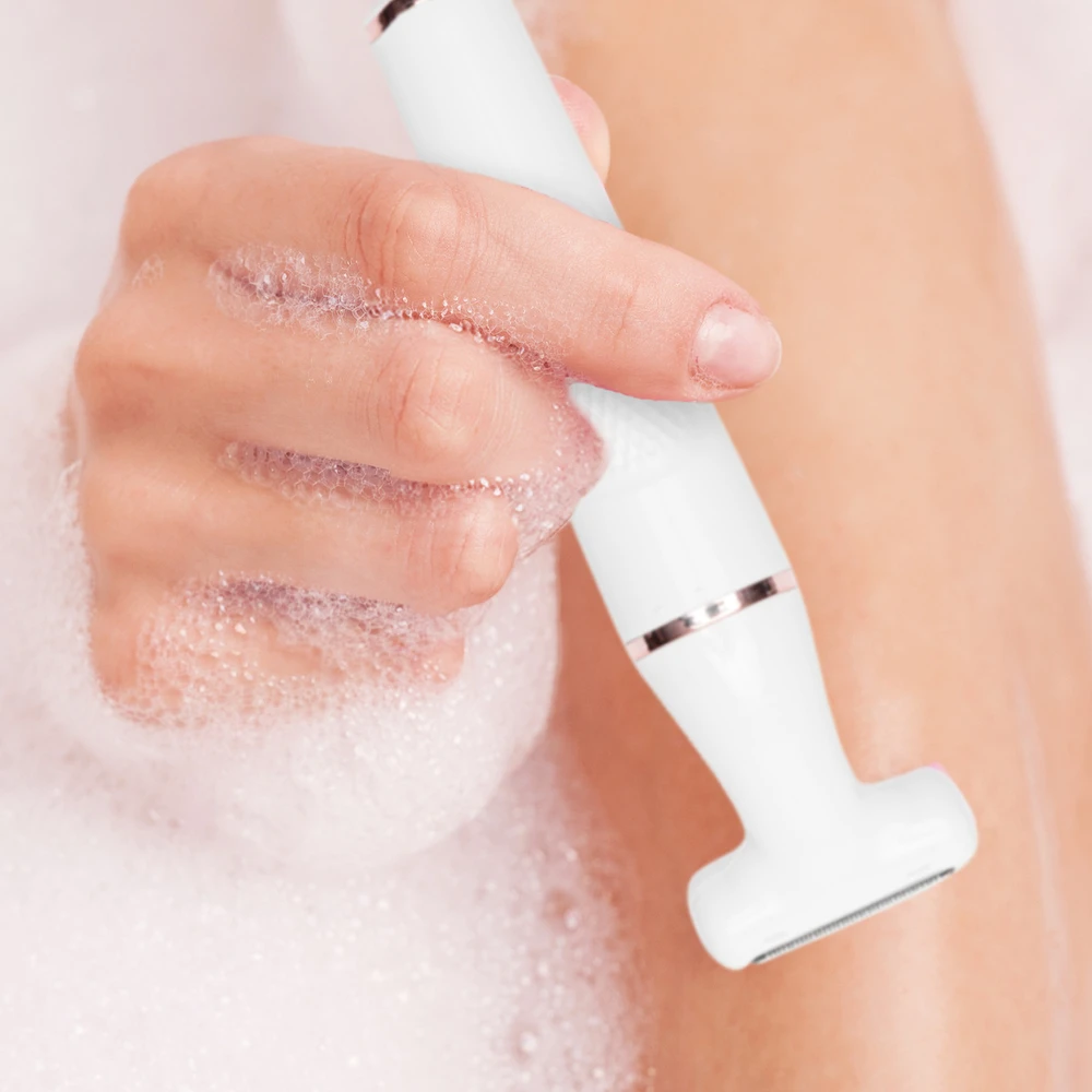 Rio SHTR-EU/1.3 Go Smooth 4-in-1 moteriškas skustuvas ir bikinio zonos kirptuvas, Baltas