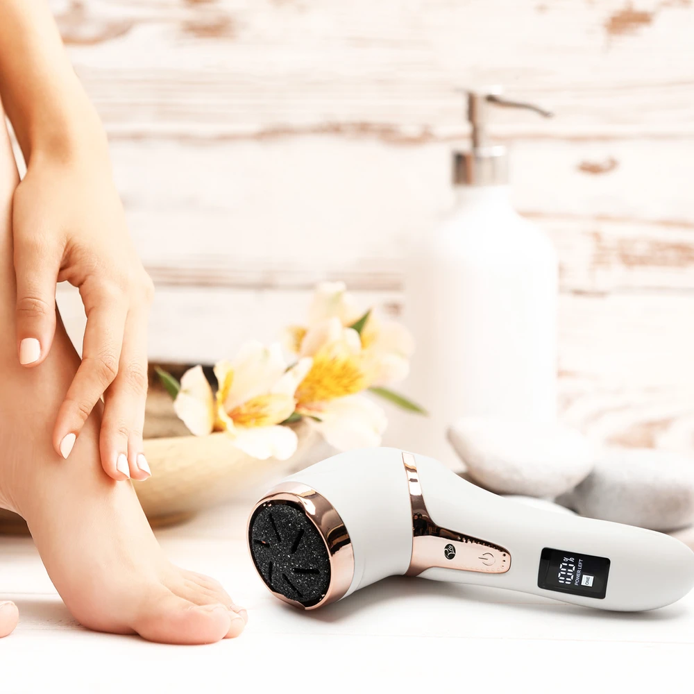 Rio-Beauty Go Smooth electric foot file with vacuum suction kojų nagų priežiūros priemonė Unisex