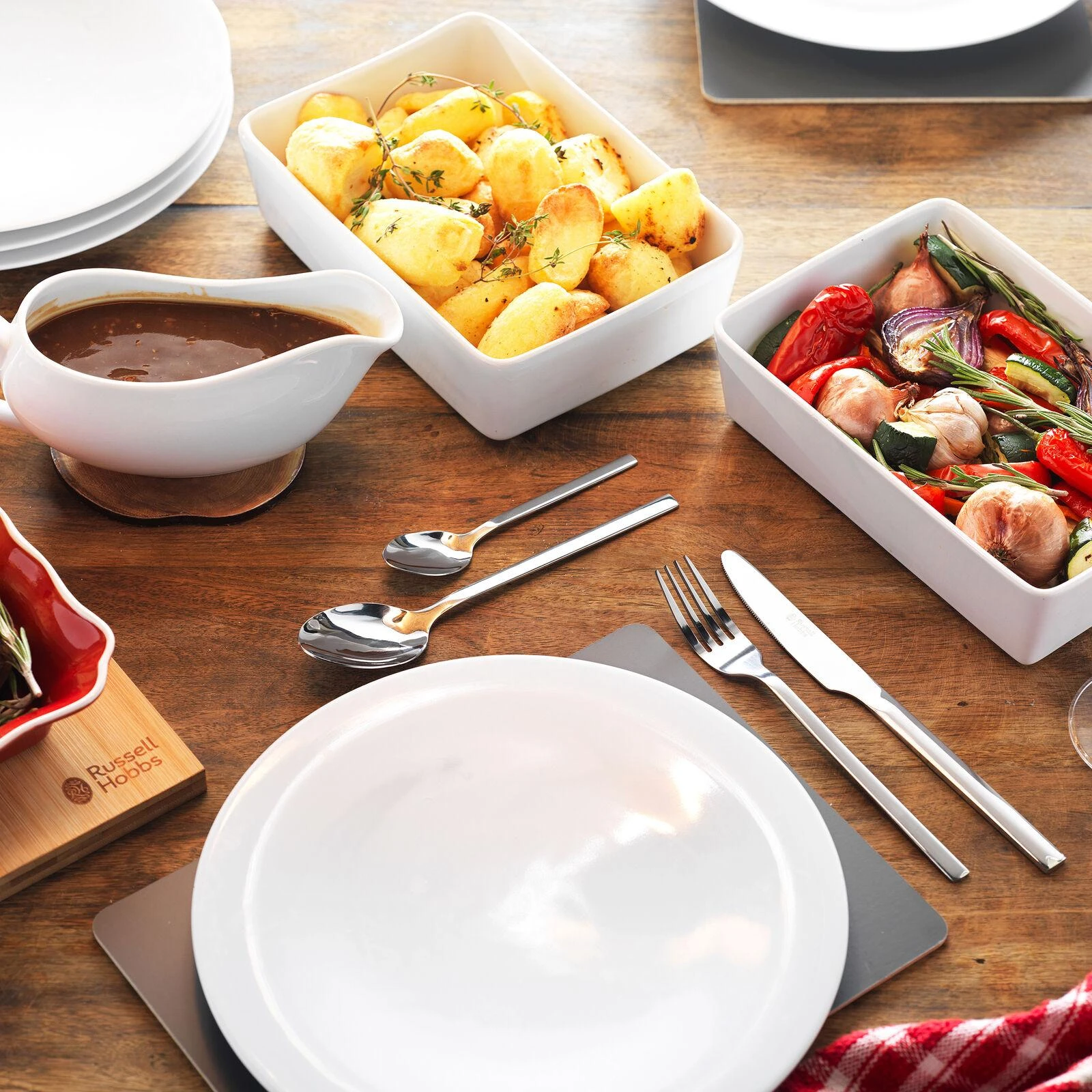 Russell Hobbs BW028422EU7 Vermont stalo įrankių rinkinys 16vnt