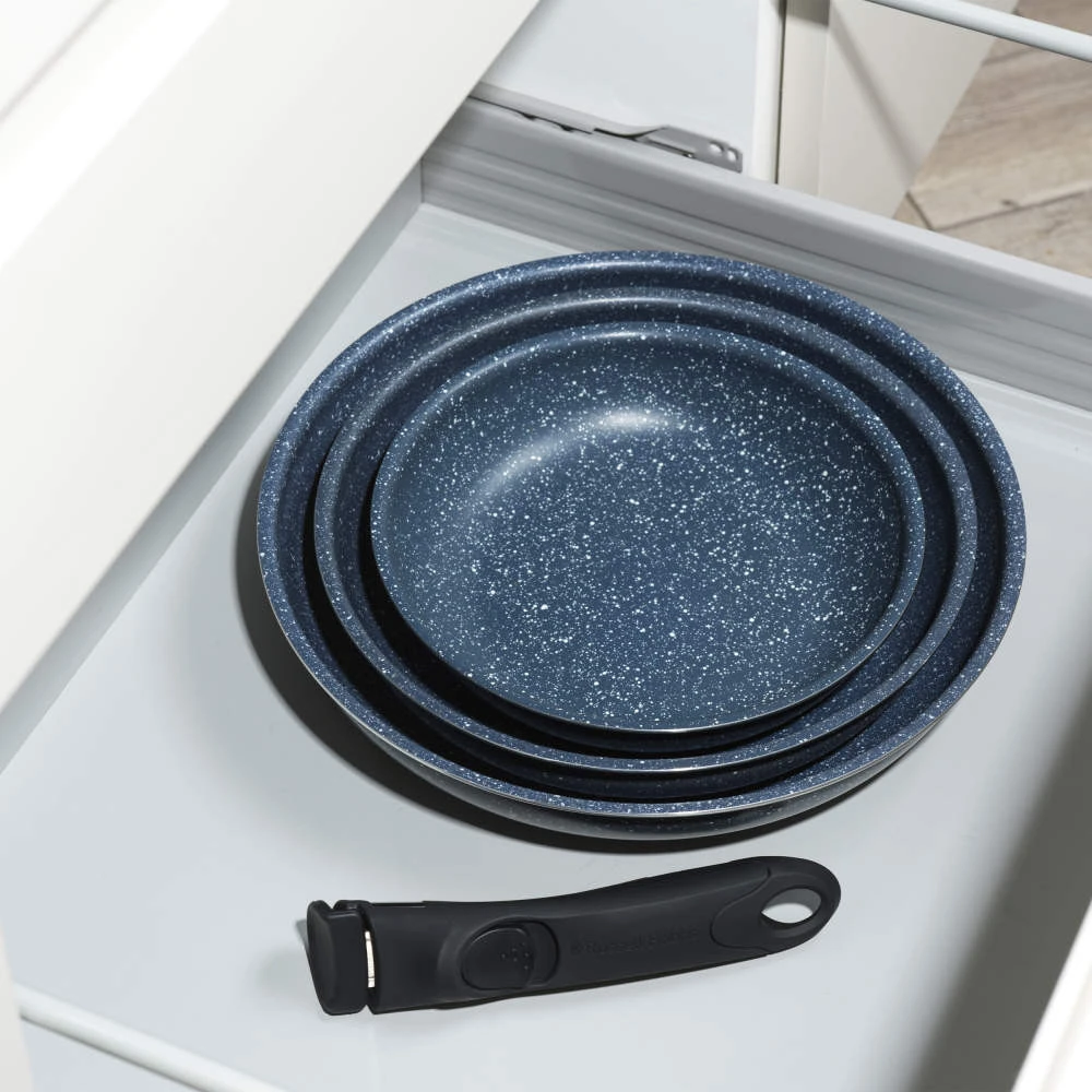 Russell Hobbs RH03293EU7 „Nightfall Stone“ 4 dalių „Smart Clip“ keptuvių rinkinys