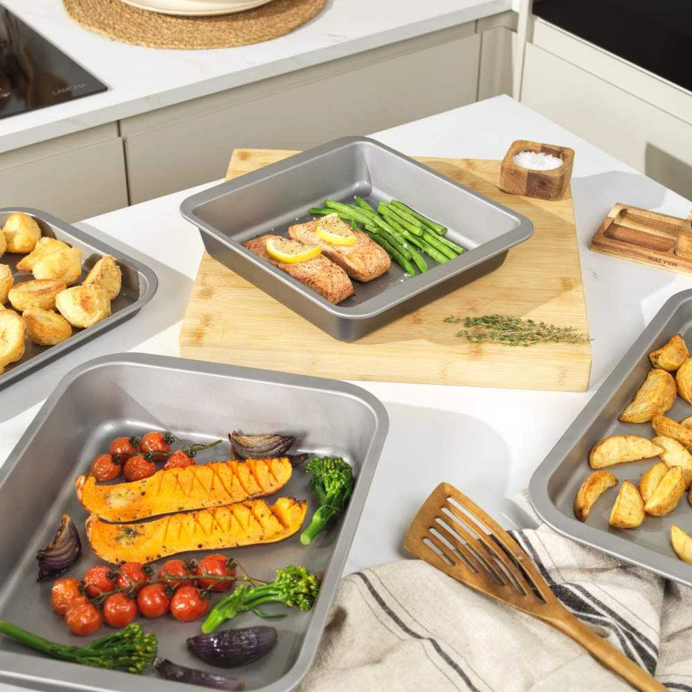 Salter BW13665 Essentials 31cm Baking Tray