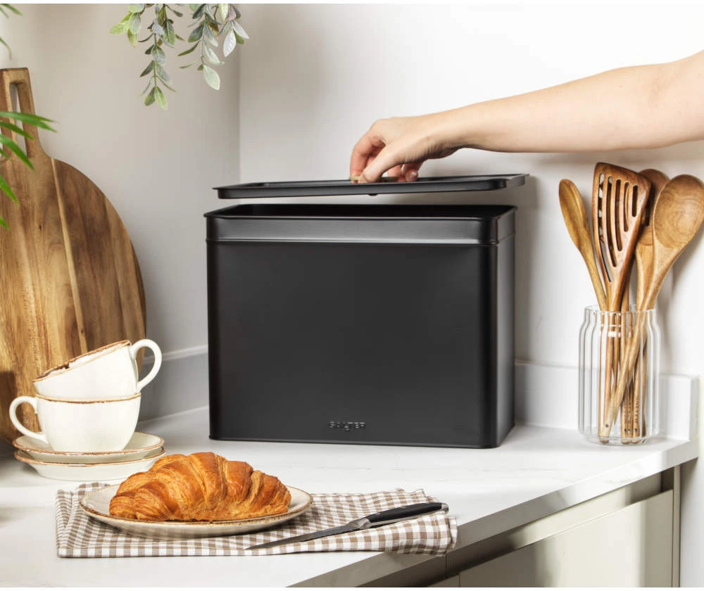 Salter BW14371 Alchemy Bread Bin, Juodas