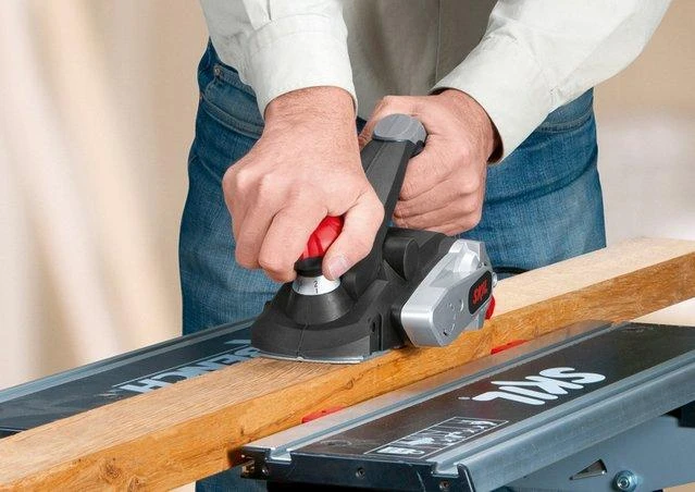 SKIL 1558AA 600 W