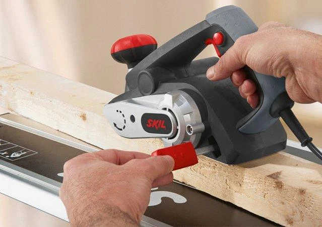 SKIL 1558AA 600 W
