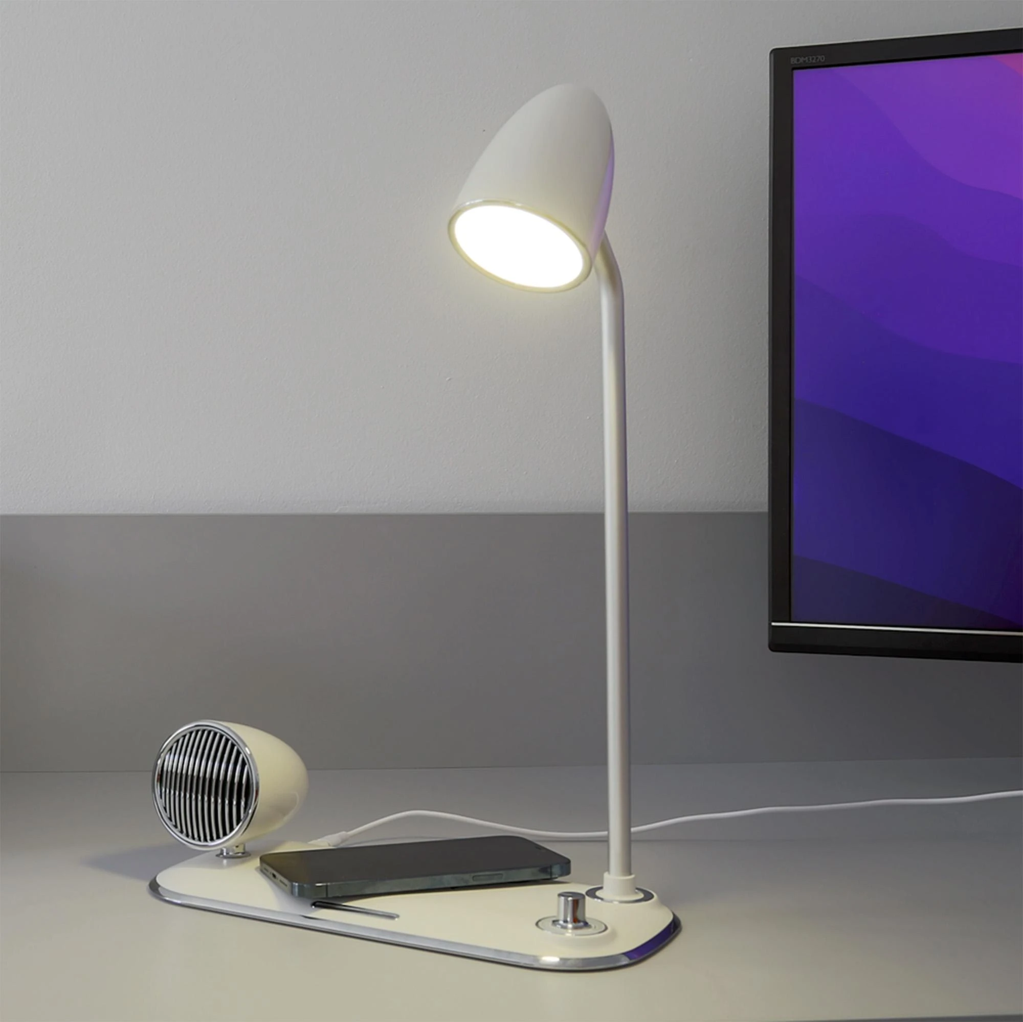 Tellur Nostalgia Wireless Desk Charger, Bluetooth Speaker, Desk Lamp baltas