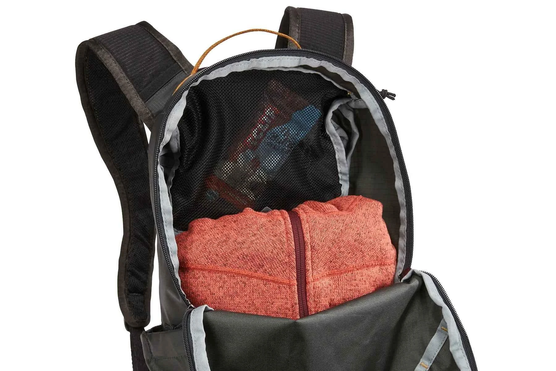Kuprinė Thule Stir 18 l, medinio strazdo spalvos