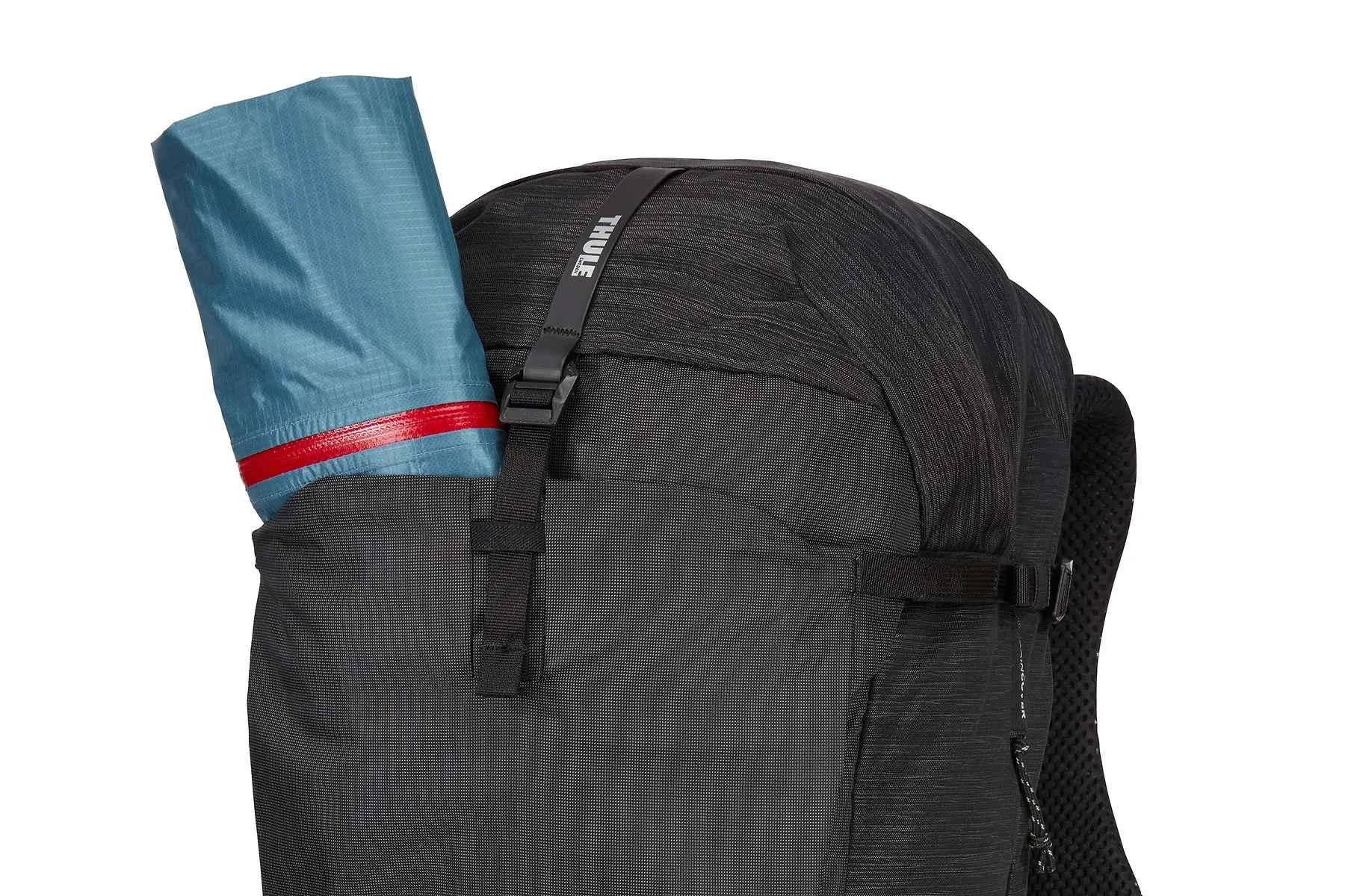 Thule 4503 Topio 30L Mens Backpacking Pack juodos spalvos