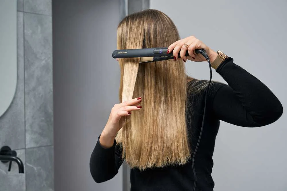 Plaukų tiesinimo žnyplės ZHP2300 ZELMER