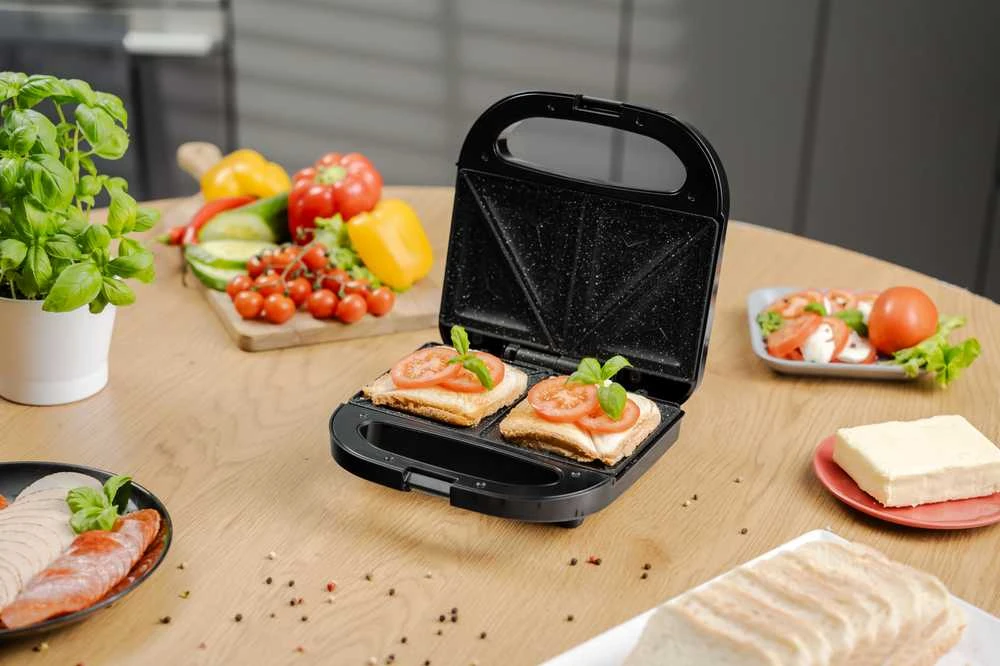 Sumuštinių keptuvas Zelmer ZSM7710 Sandwich maker Juodas, Sidabrinis