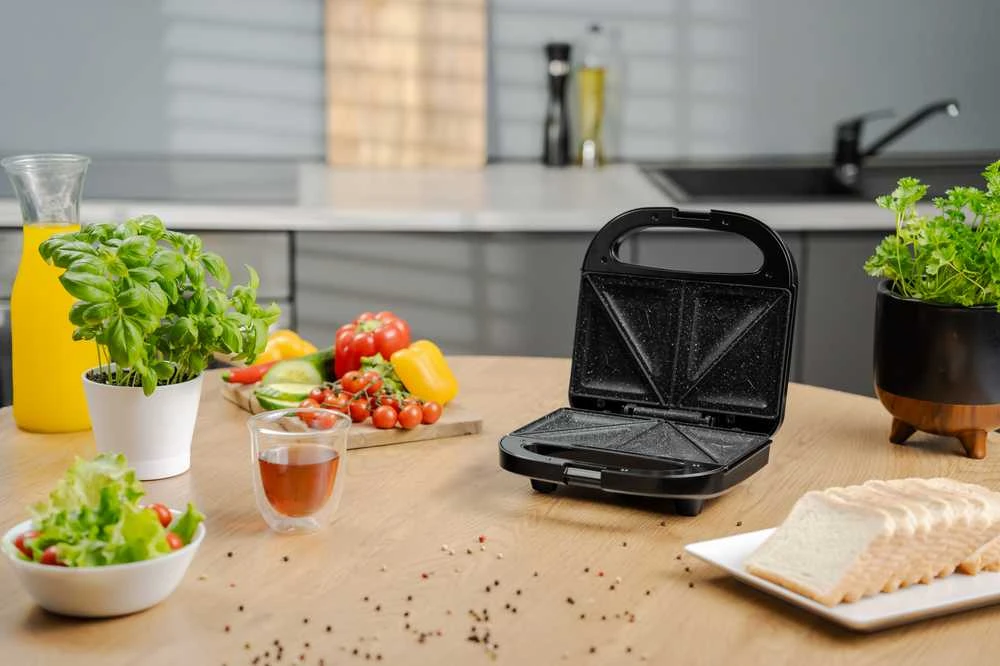 Sumuštinių keptuvas Zelmer ZSM7710 Sandwich maker Juodas, Sidabrinis