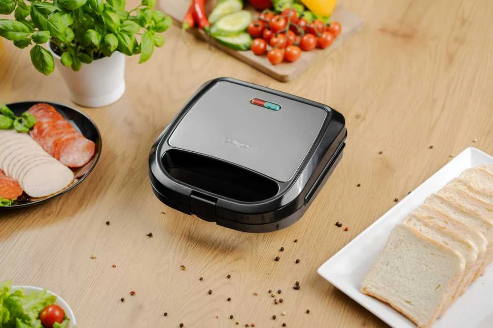 Sumuštinių keptuvas Zelmer ZSM7710 Sandwich maker Juodas, Sidabrinis