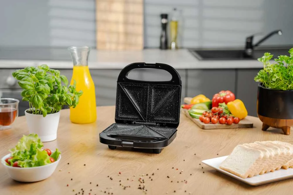Sumuštinių keptuvas Zelmer ZSM7710 Sandwich maker Juodas, Sidabrinis