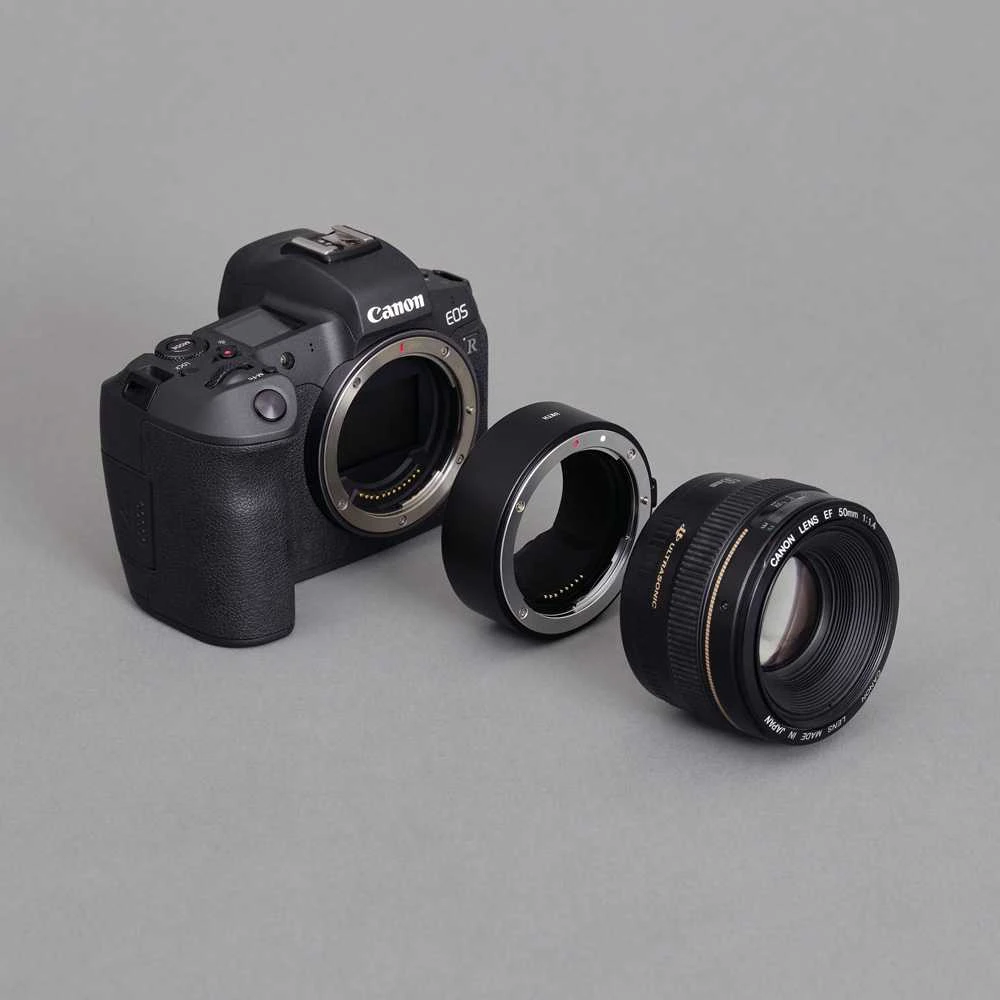 Adapteris - Urth Electronic Lens Mount Adapteris EOS RF, autofocus, secure connection