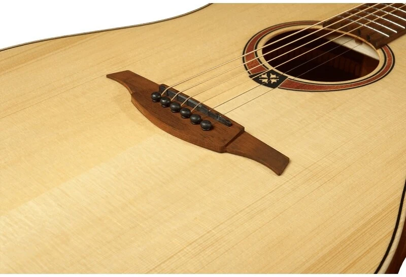 Lag GLA Tramontane 70 D - Akustinė gitara
