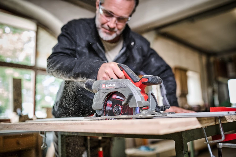 EINHELL akumuliatorinis diskinis pjūklas 18V TP CS 18/165 Li BL be akumuliatoriaus ir kroviklio 4331225