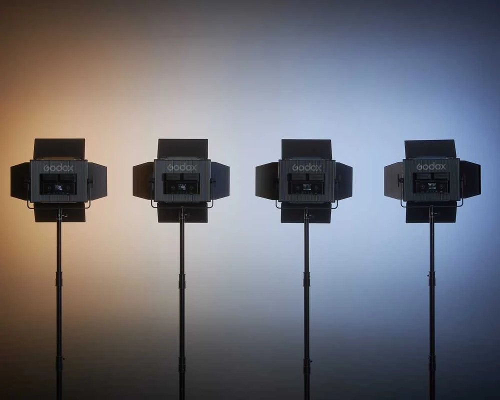 Apšvietimo įranga - Godox LDX100R Panel Light RGBWW, reguliuojamas ryškumas, keli valdymo metodai, RGBWW