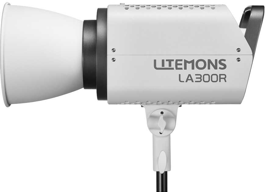 Apšvietimo įranga - Godox Litemons LA300R RGB LED šviesos 3-vnt 1800K-10000K balta