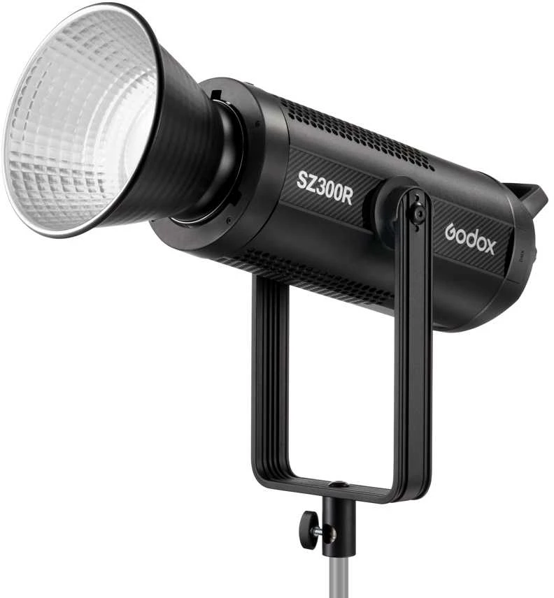 Apšvietimo Įranga - Godox SZ300R Zoom RGB LED Video Light 2500K-10000K