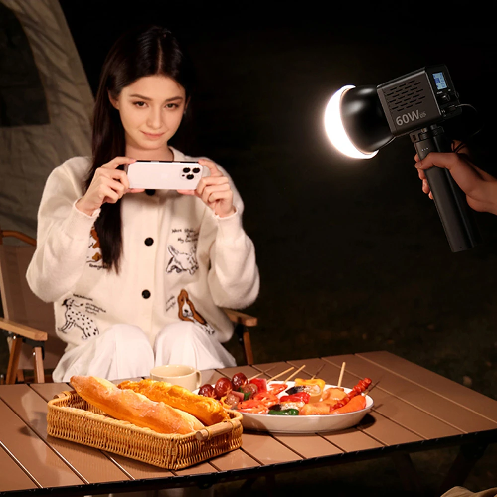 Apšvietimo Įranga - Ulanzi C60 60W Bi Colour Video Light, 2500K–6500K, 3300mAh
