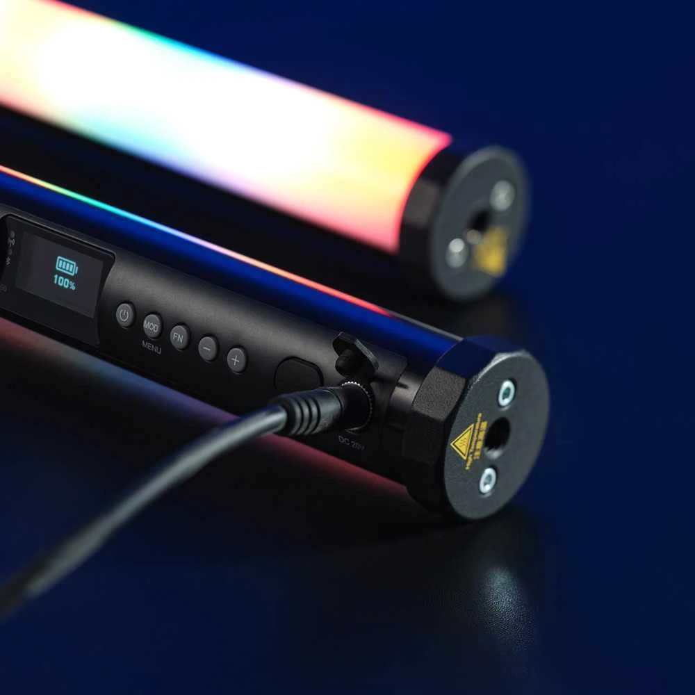 Apšvietimo įrenginys - Godox Knowled Pixel Tube Light TPC4R RGBWW 2000K-10000K
