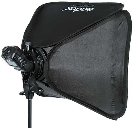 Godox S type Bracket Bowens + Softbox 80x80cm