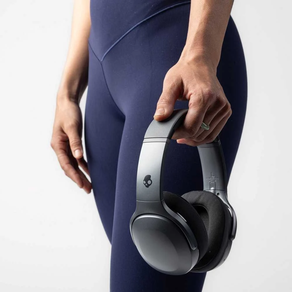 Ausinės „Skullcandy Crusher 540“ aktyviosios anglies juodas