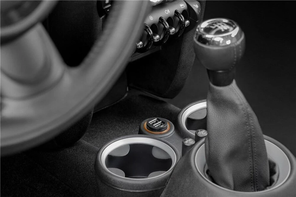 Goobay | Goodbay Dual USB car charger 2,1A | 5 V