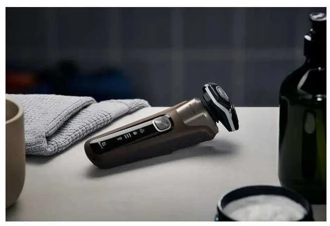Drėgnojo ir sausojo skutimo elektrinė barzdaskutė Philips Shaver Series 5000, S5886/38