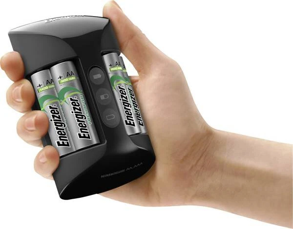 ENERGIZER Pro pakrovėjas 4X2000 mAhs